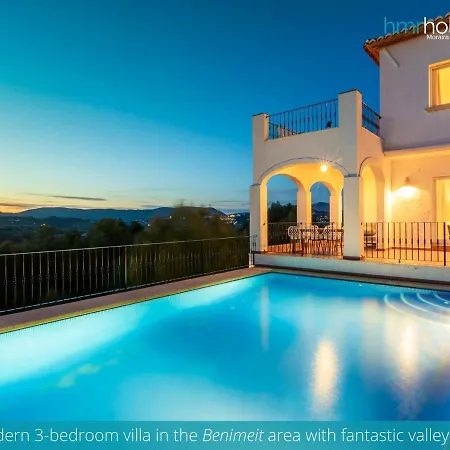 Villa Carolina By Hmr Holidays *